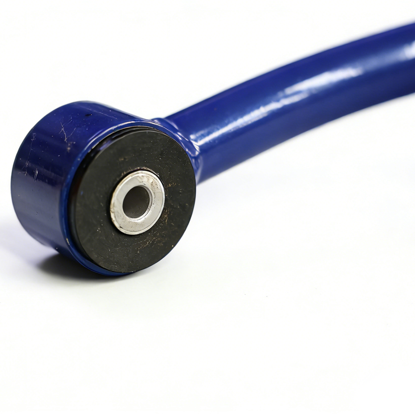 Porsche Cayenne 955/957 Gen 1 (2002–2010) tubular upper control arms – arm geometry side profile