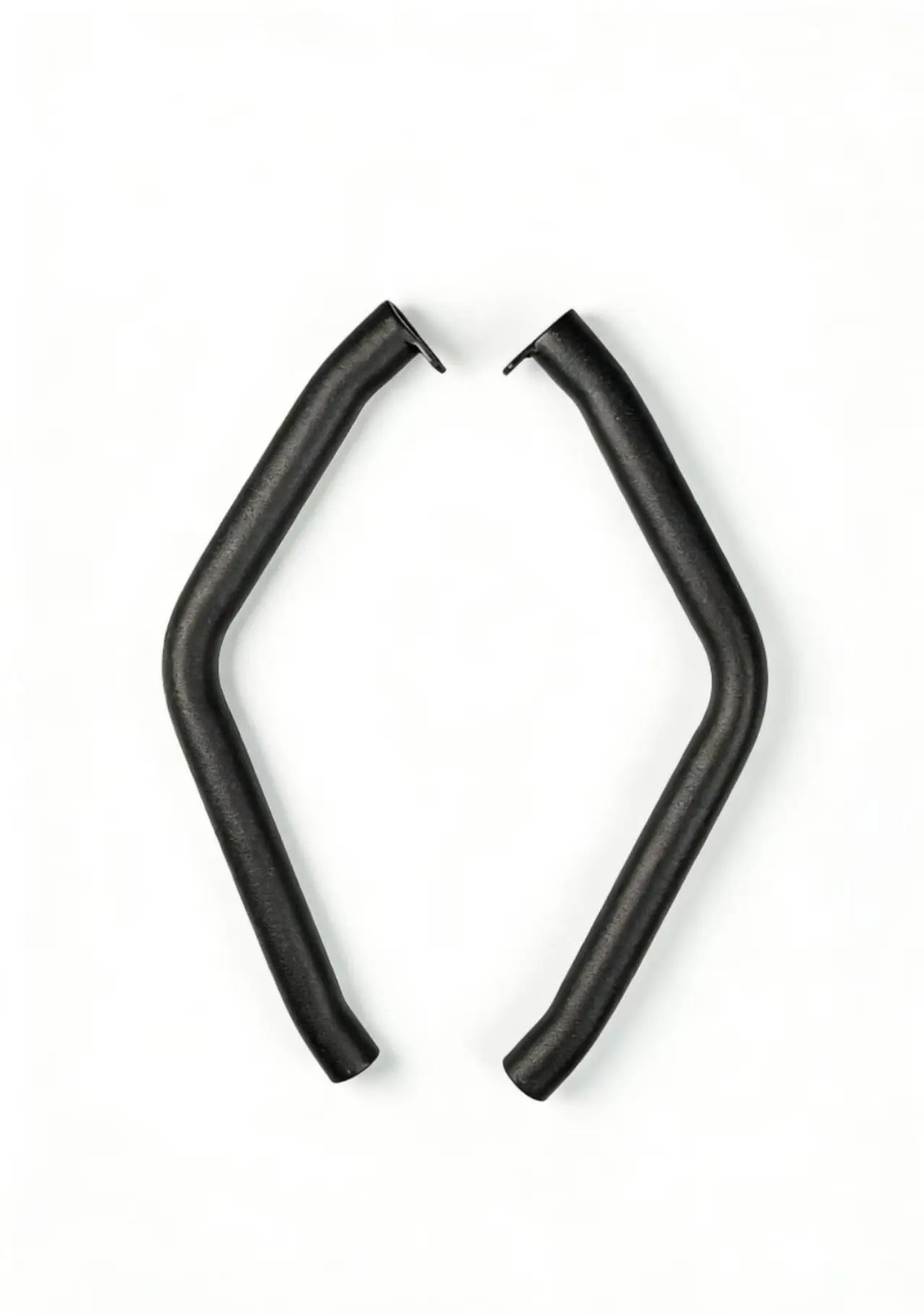Porsche Cayenne 957 (2008–2010) dual swingout rear bumper – swing arm pivot and locking detail