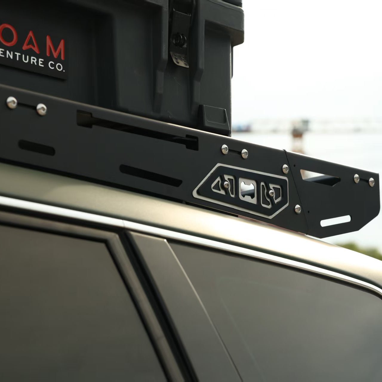 Porsche Cayenne 955/957 Gen 1 (2002–2010) modular roof rack – standalone product view, top