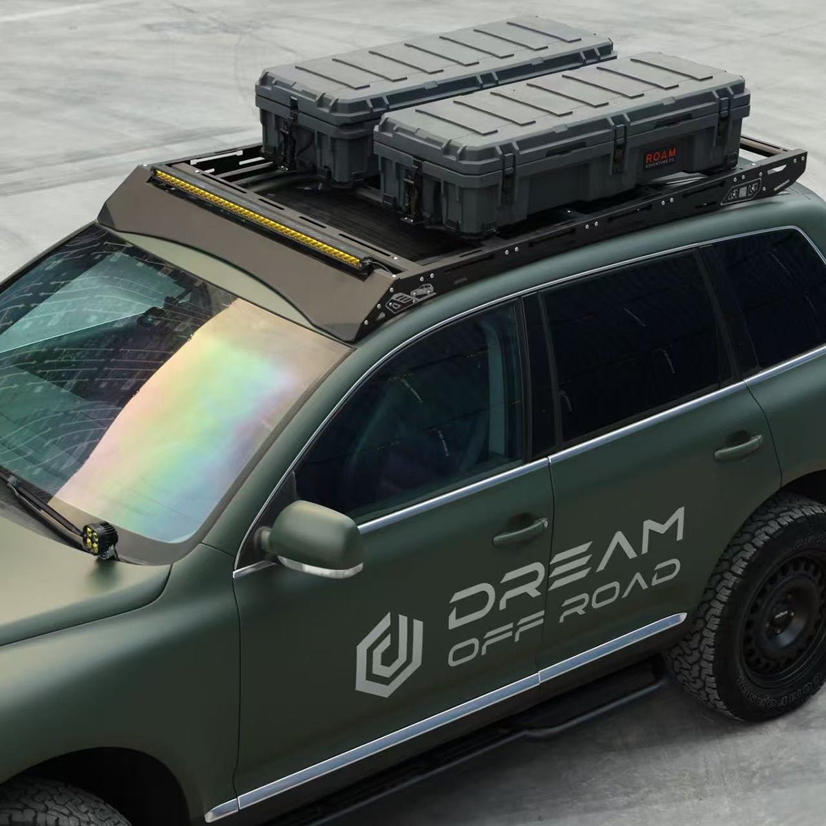 Porsche Cayenne 955/957 Gen 1 (2002–2010) modular roof rack – rear three-quarter view on vehicle