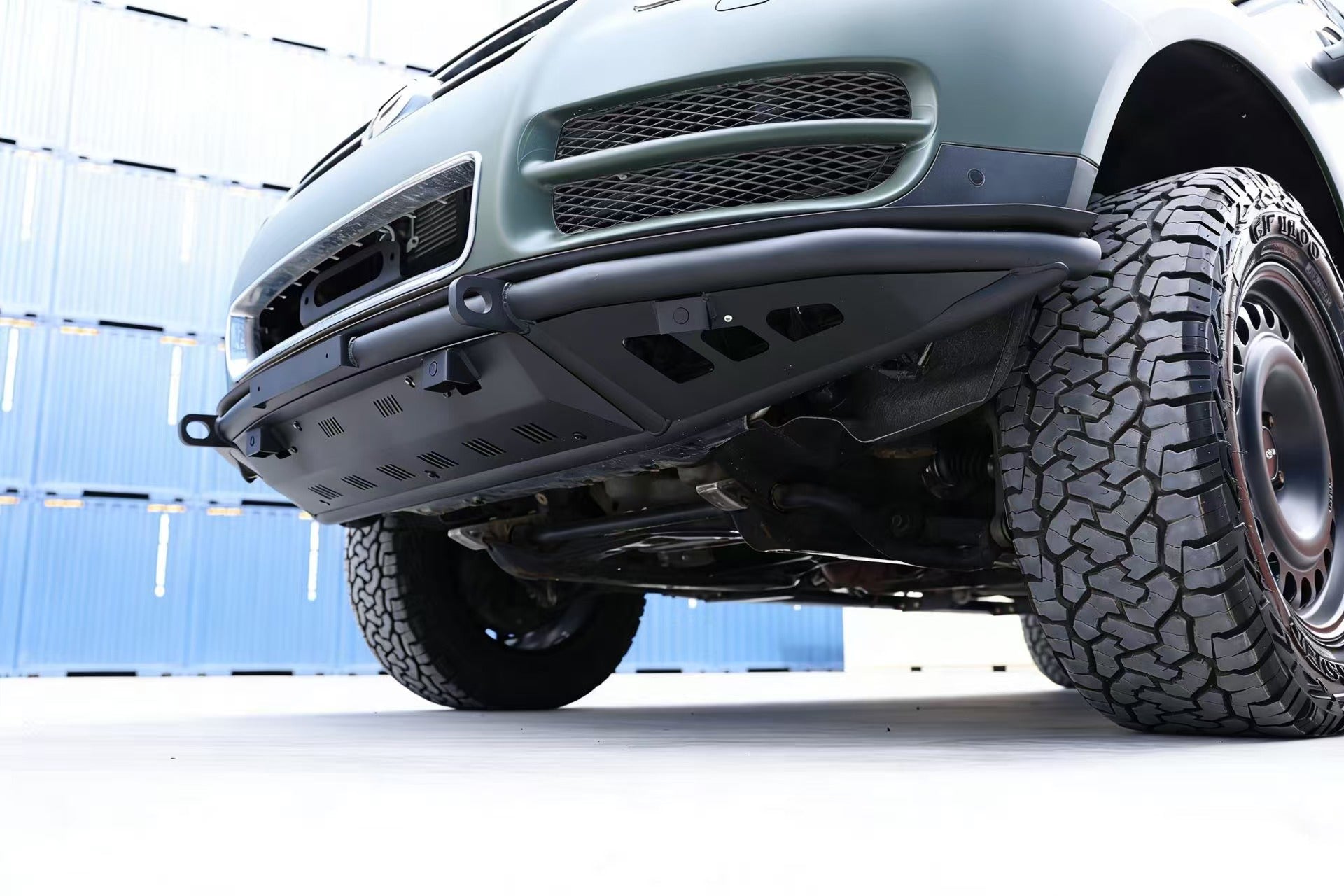 VW Touareg Gen 1 off-road front bumper (2002–2010) — standalone steel bumper product view