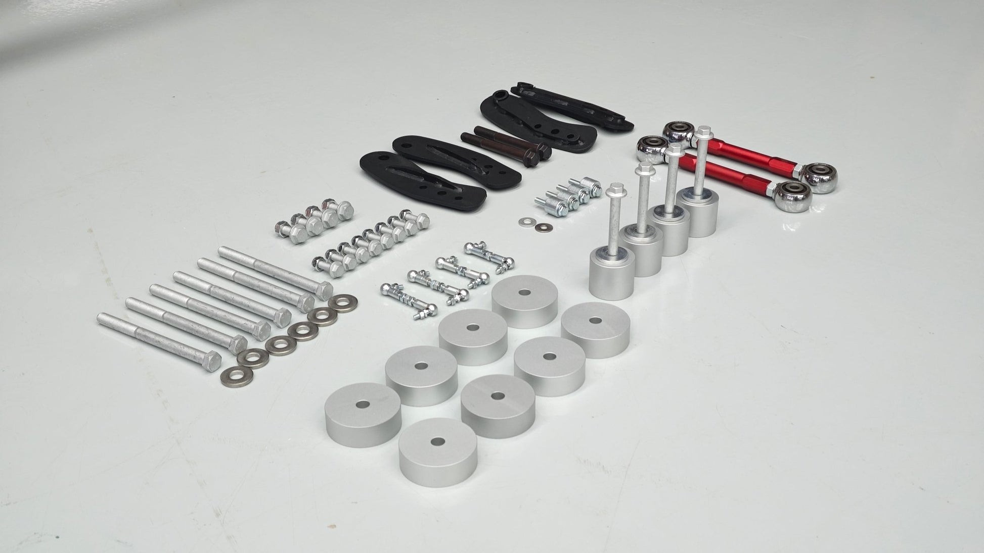 Porsche Cayenne 955/957 & VW Touareg 2-Inch Lift Kit (2002–2010) - OverlandtrekLift Suspension SystemOverlandtrekOT-UNI-LK-2IN-2SilverPorsche Cayenne 955/957 & VW Touareg 2-Inch Lift Kit (2002–2010)